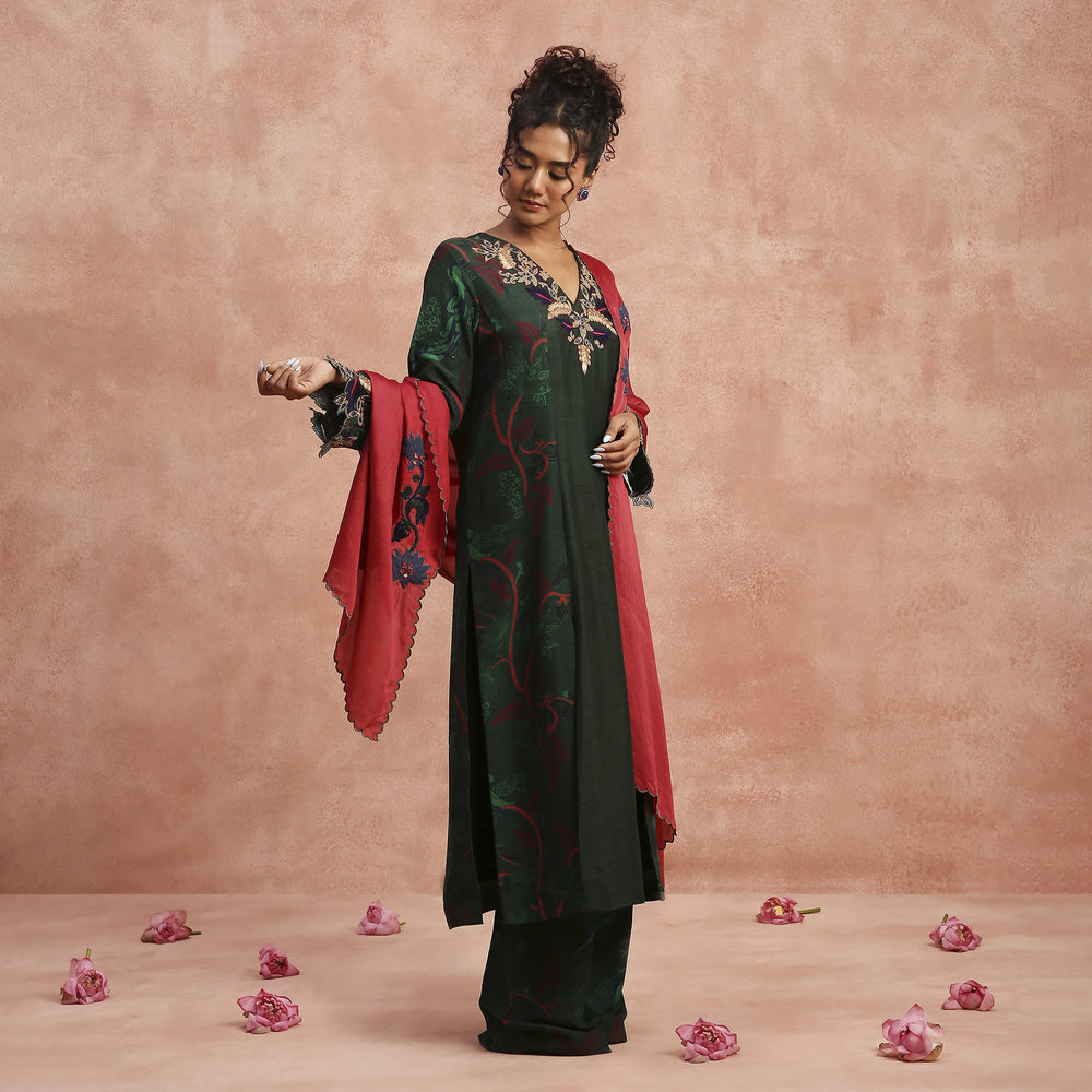 green light with a lighter dupatta