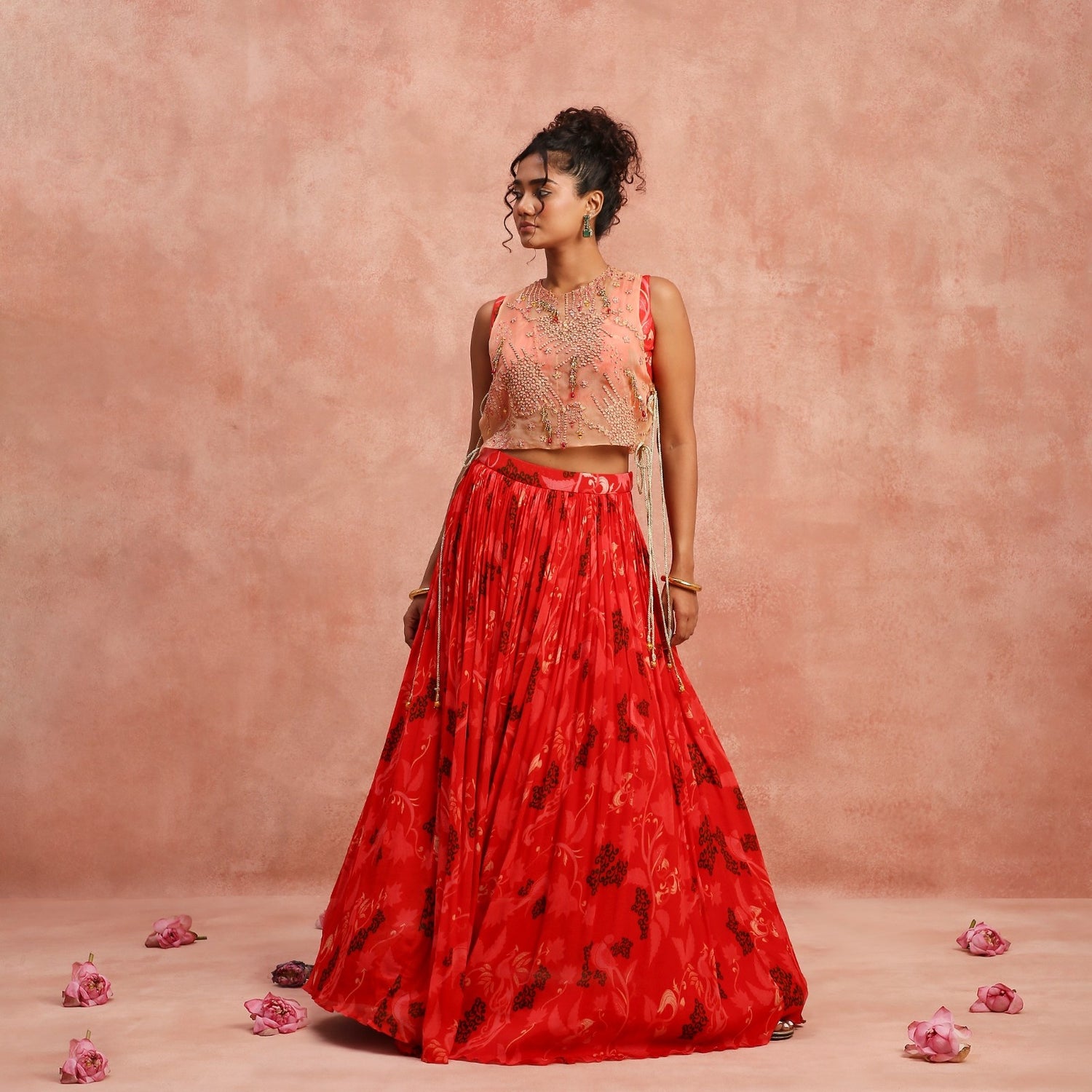 red light with short-cut bib