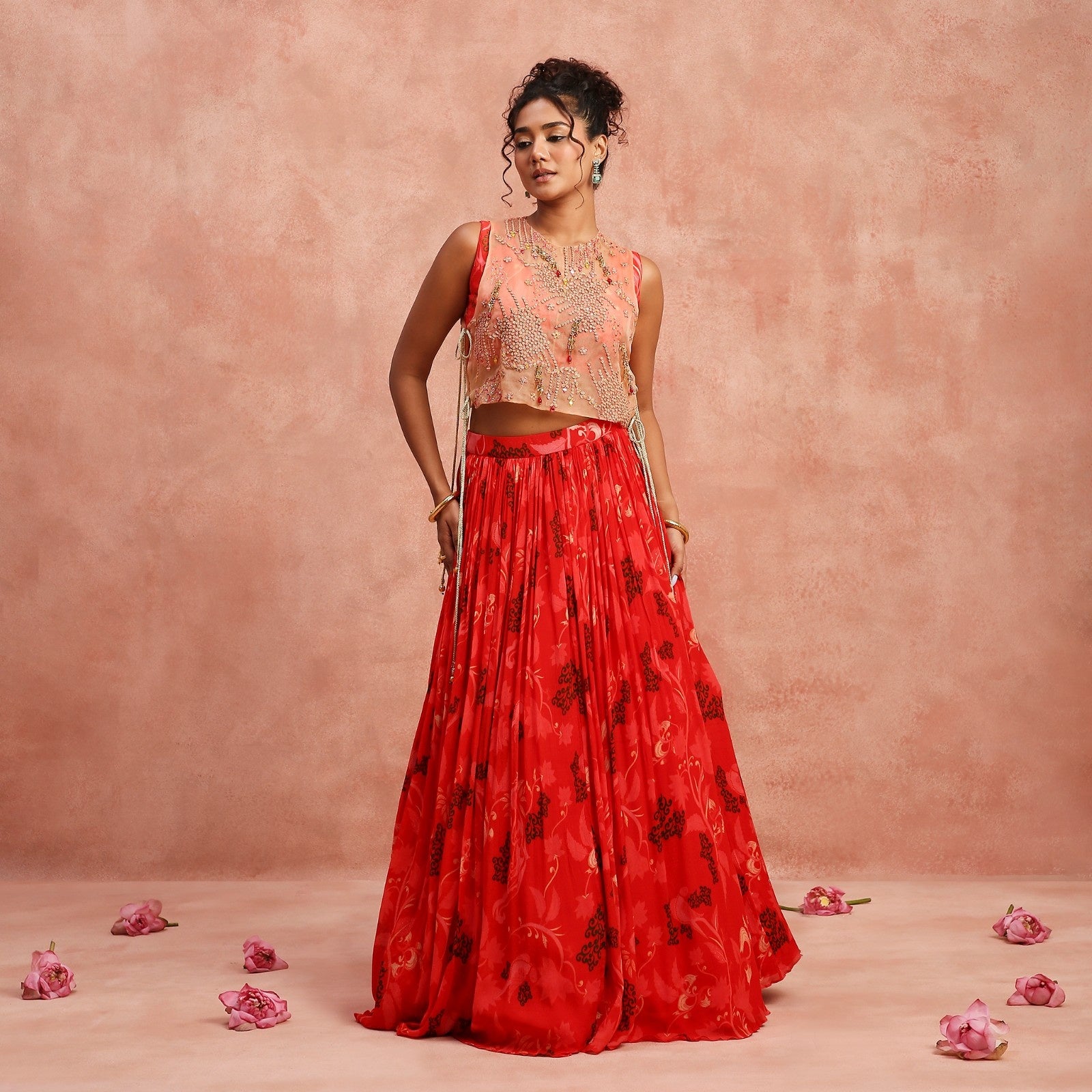 red light with short-cut bib