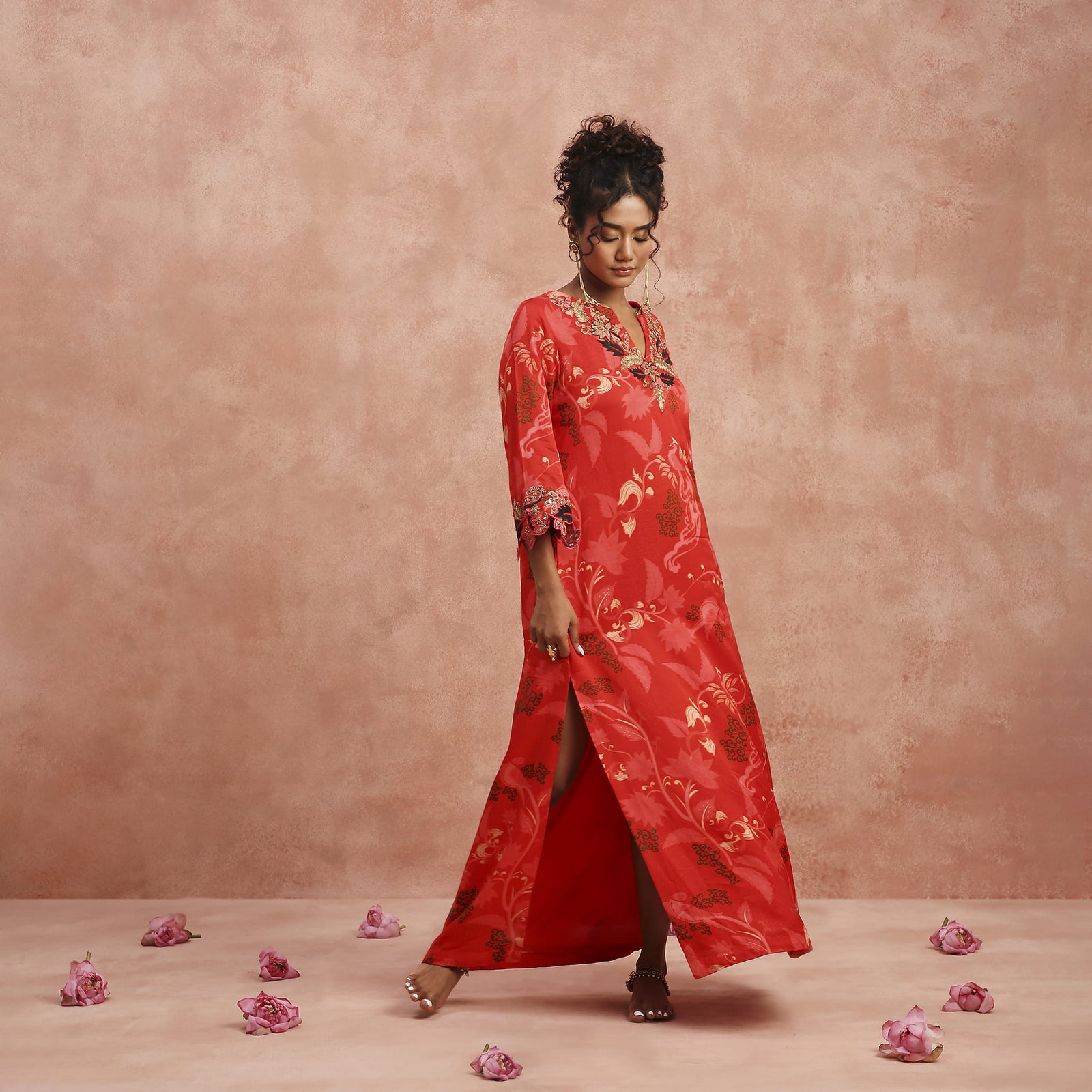 Red light kaftan