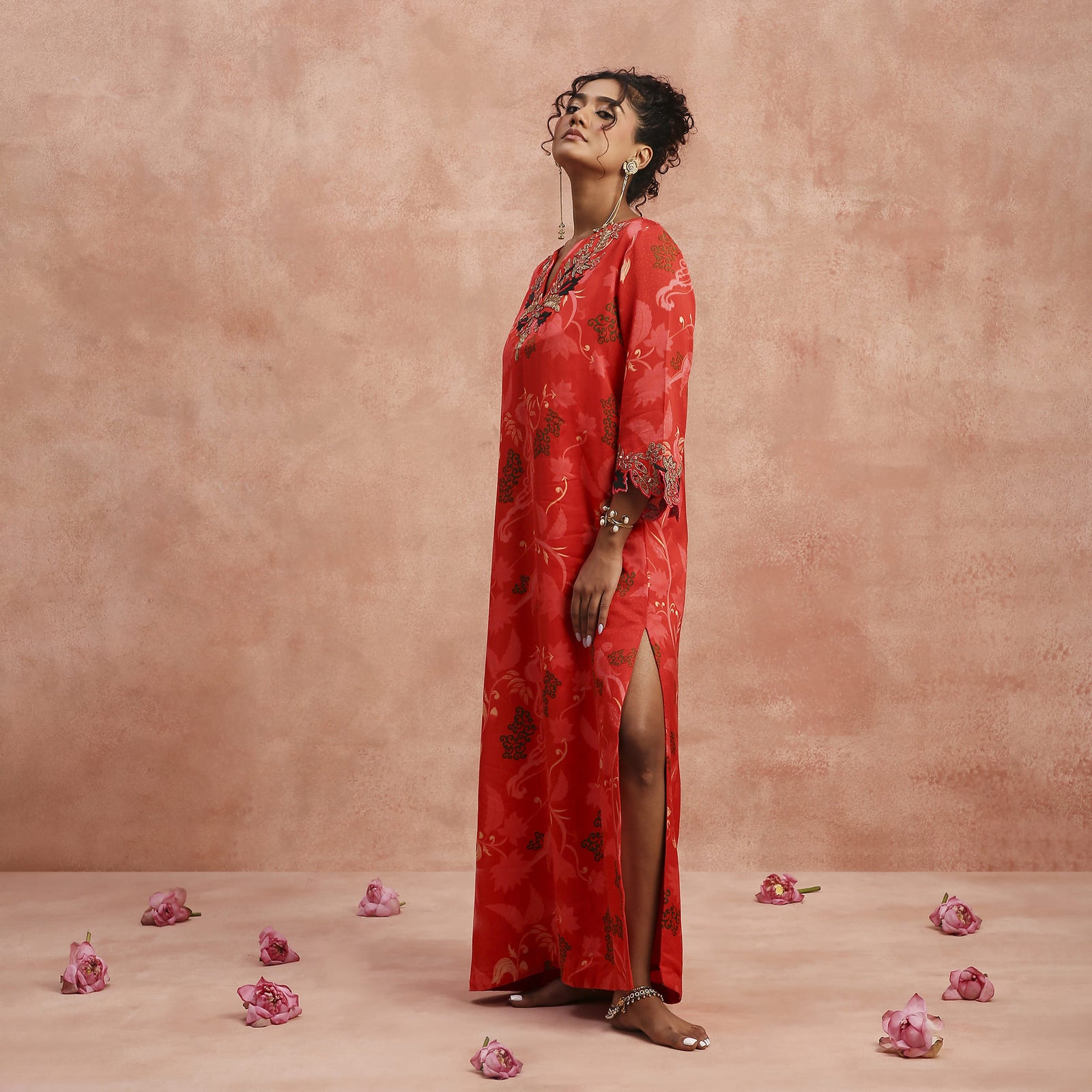 Red light kaftan