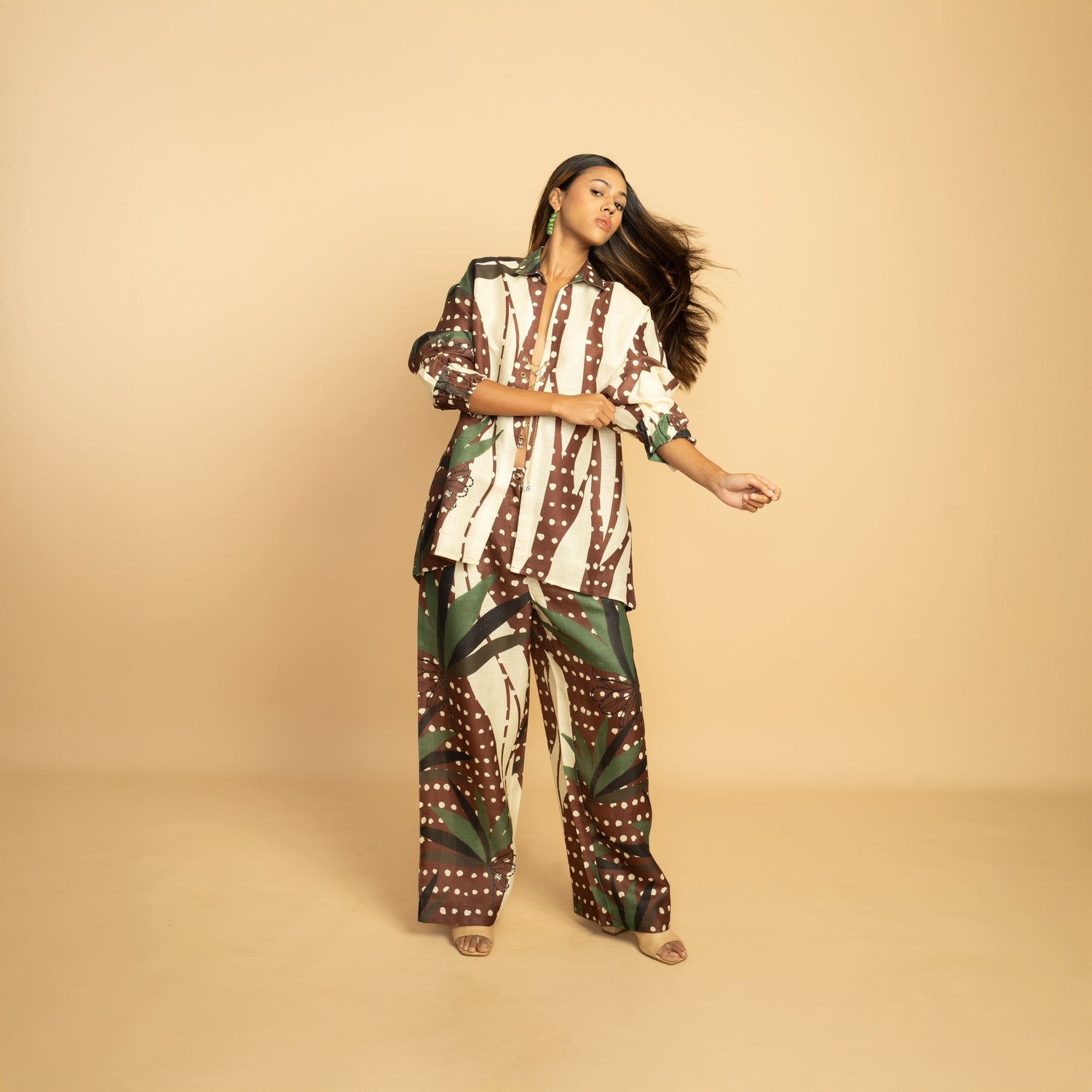 The Rivet Shirt (Mocha Paradise)