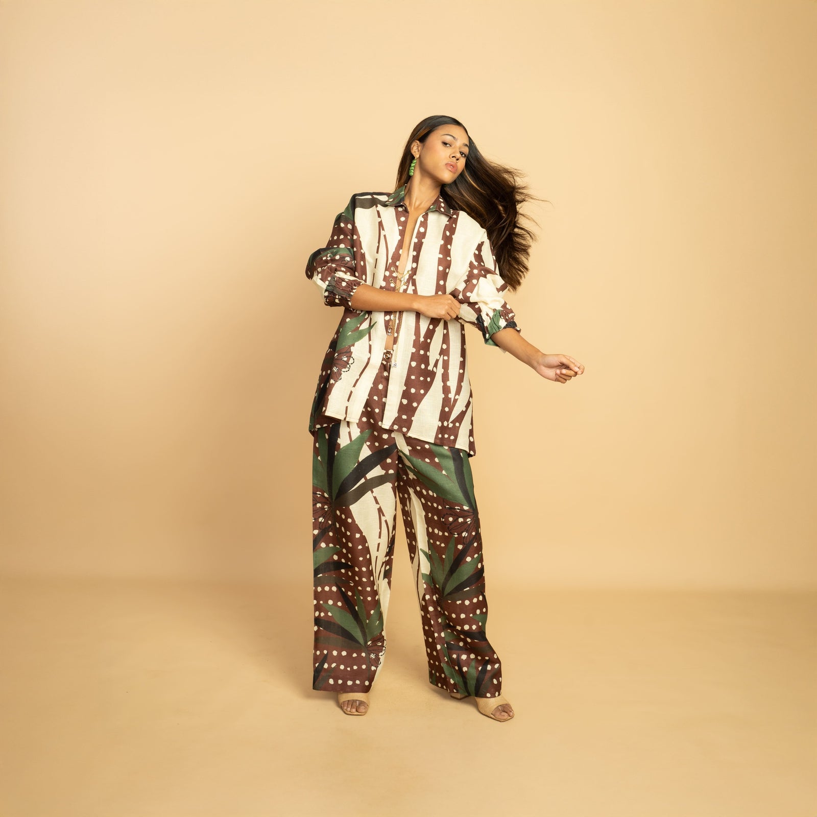 The Rivet Shirt (Mocha Paradise)