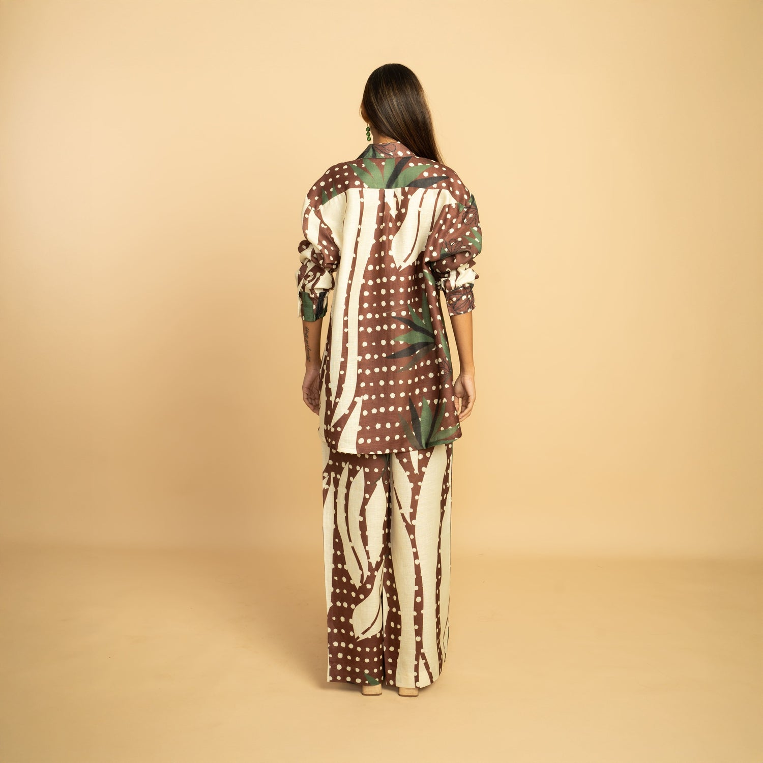 The Rivet Shirt (Mocha Paradise)